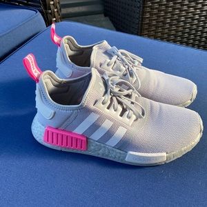 Adidas Boost women’s size 7